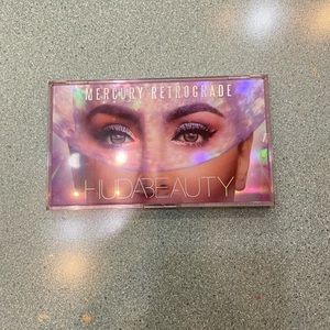 Huda Beauty Mercury Retrograde Palette